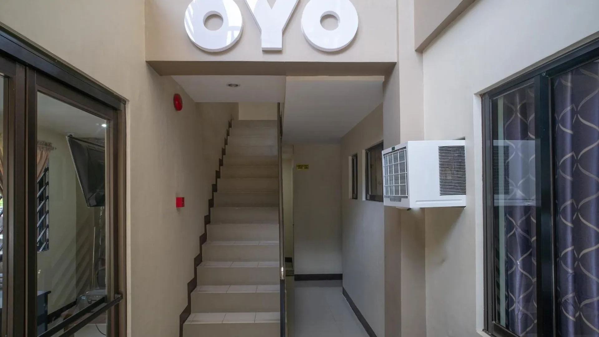 *** Hotel Super Oyo 604 Chateau Cinco Dormitel Davao Philippines