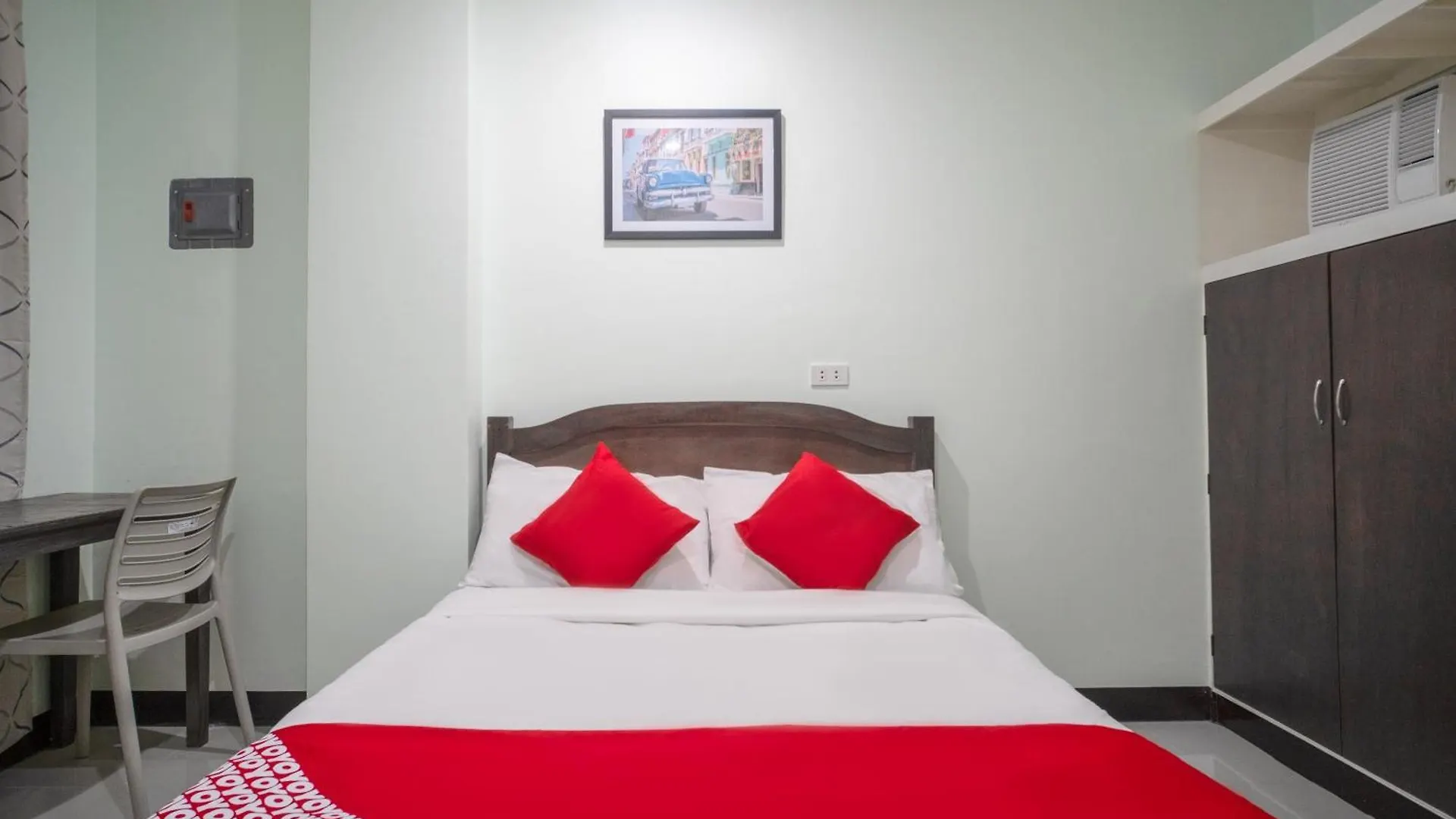 Super Oyo 604 Chateau Cinco Dormitel Davao